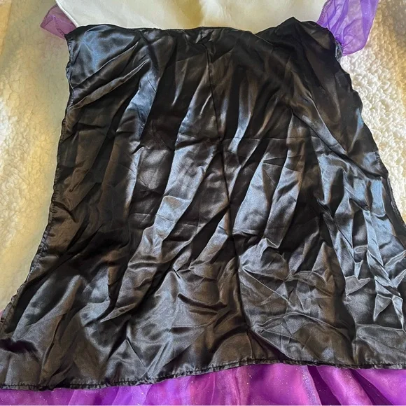 Disney Evil Queen costume - Picture 5 of 7